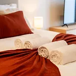 Stylish In The Vibrant Heart Of Apartmán *
